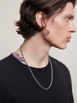 CHAIN NECKLACE