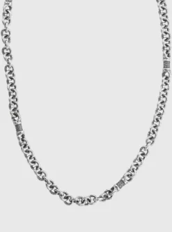 CHAIN NECKLACE
