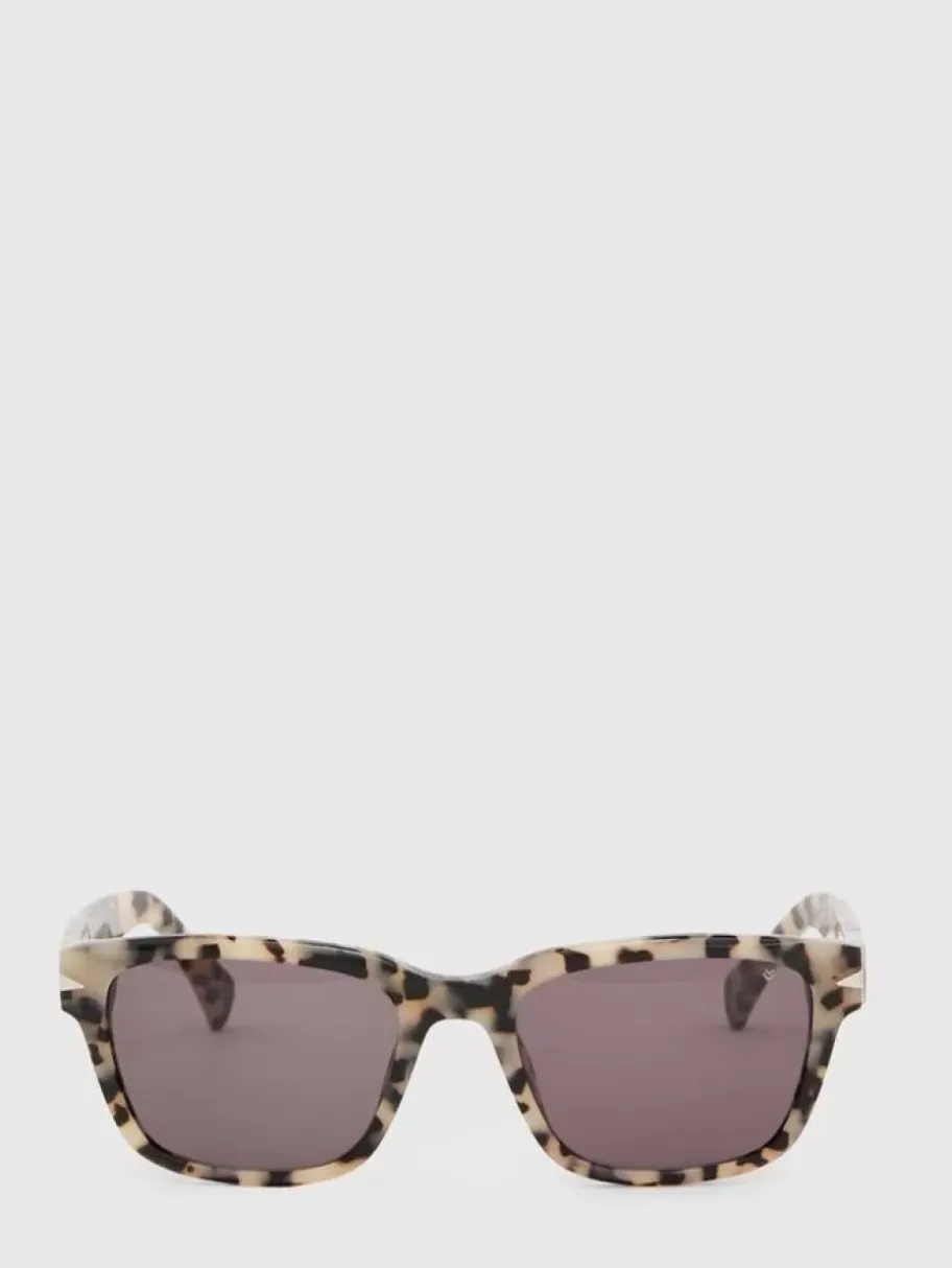 JV561