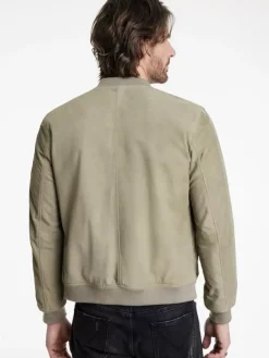 KHAI BOMBER