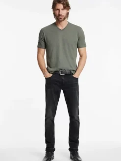 MILES V-NECK