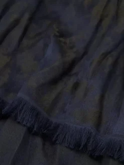 SAWYER SCARF