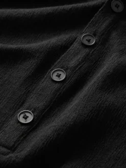 WALDEN HENLEY